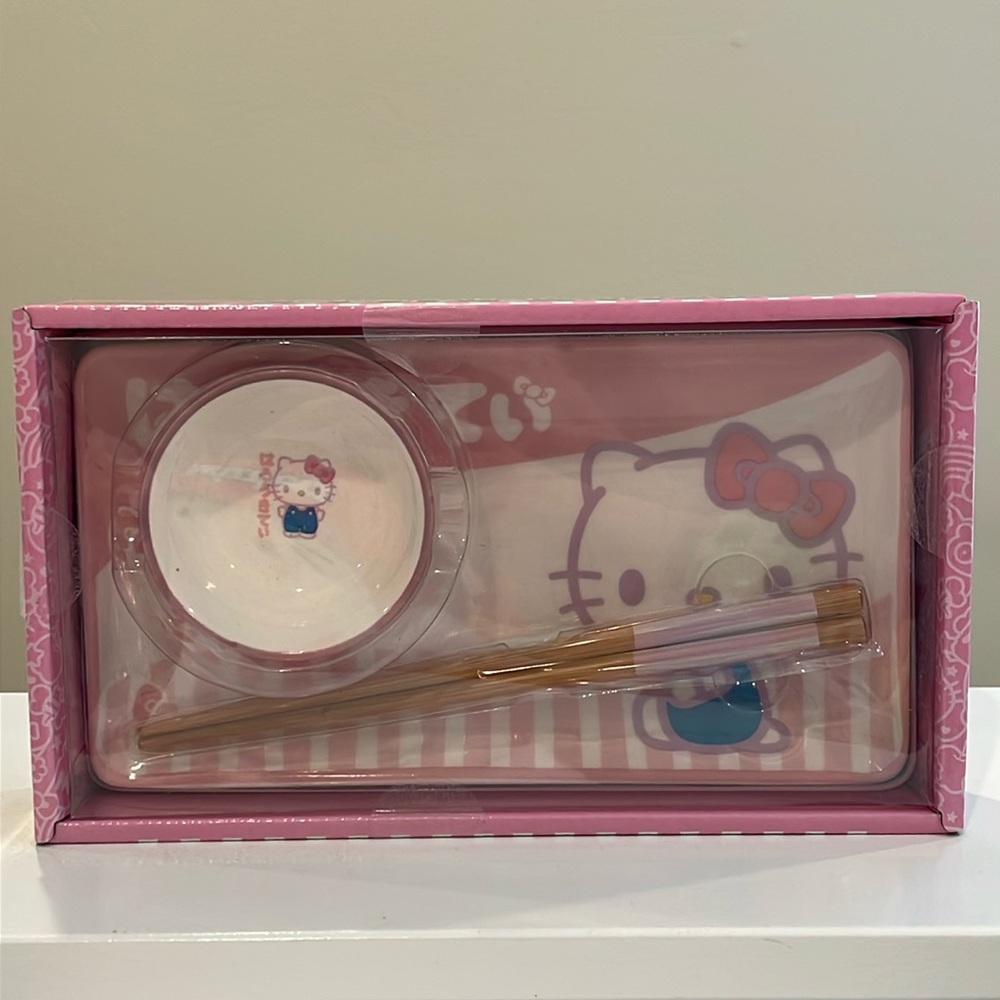New Sanrio Hello Kitty Ceramic Sushi Plate Set